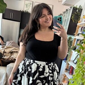 Kaileigh Black Box Cut Bodysuit